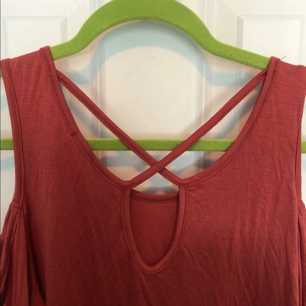 Cold Shoulder top - Picture 4 of 4